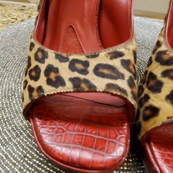 DONALD PLINER Leopard Pony Hair Slings - Size 10N - Picture 3 of 8